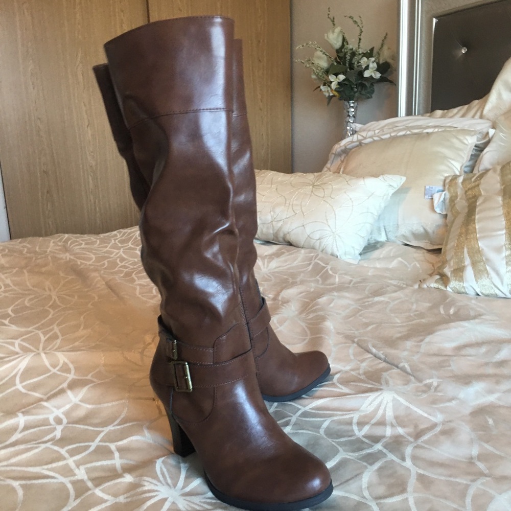 New Style & Co Brown tall boots. 3 inch heel. Sz 7